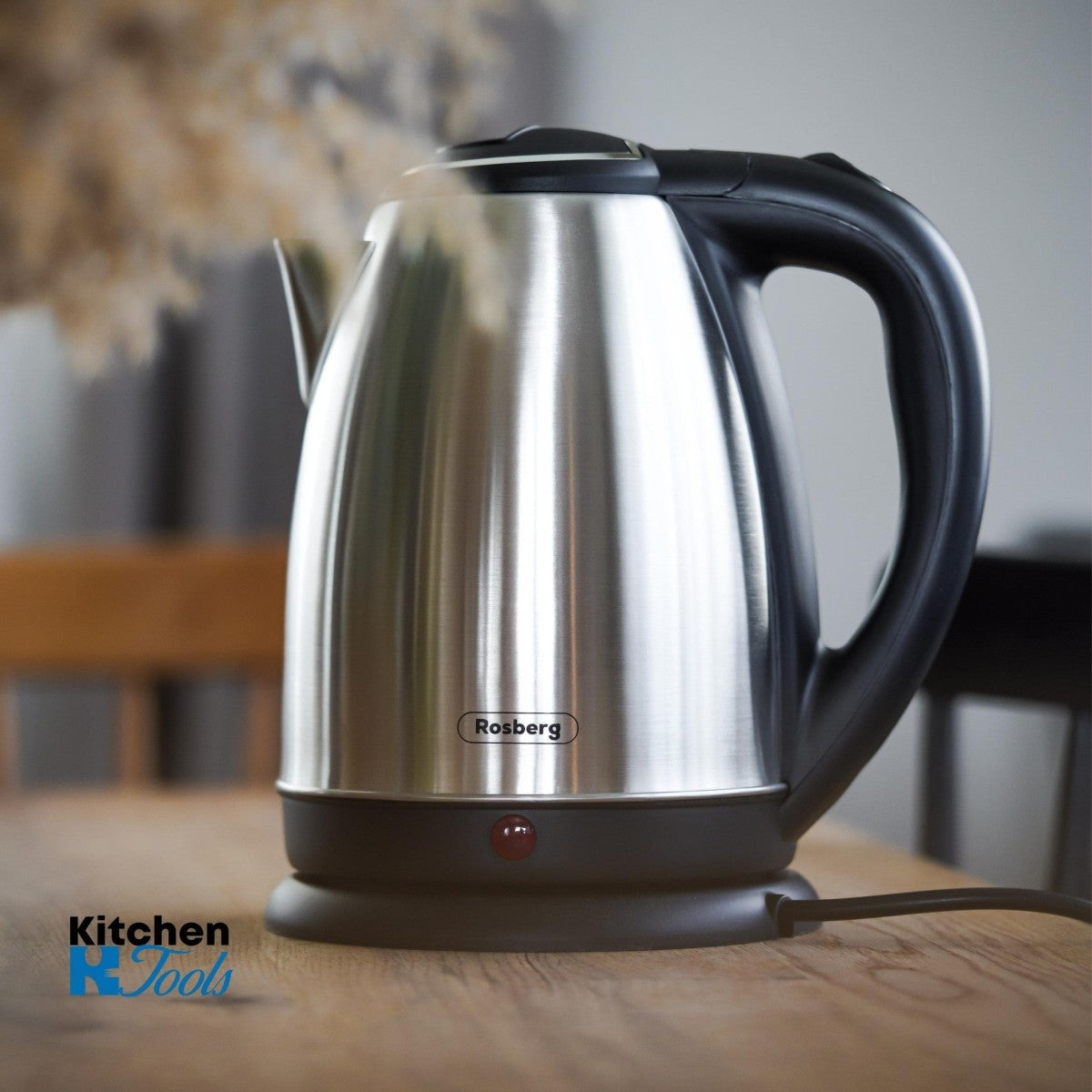 Електрически чайник , 1800W, 1.8L, Rosberg неръждаема стомана, автоматично изключване, херметичен капак, сребриста