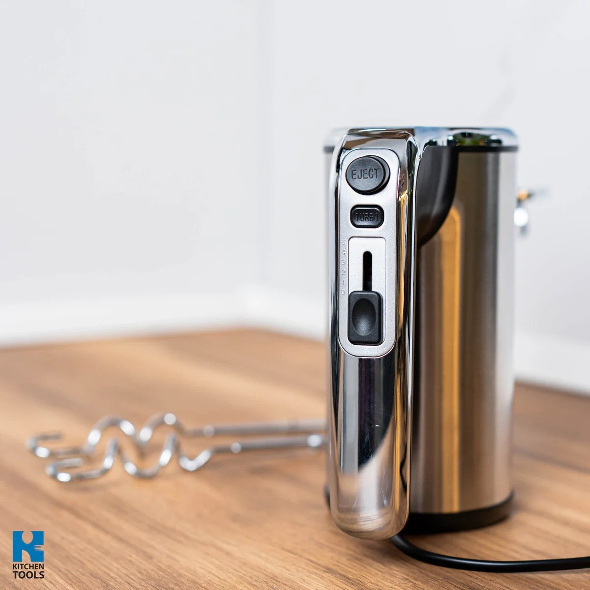 Ръчен миксер, 500W, турбо функция, 2 комплекта никелирани бъркалки, 5 скорости, Oliver Voltz, сребрист