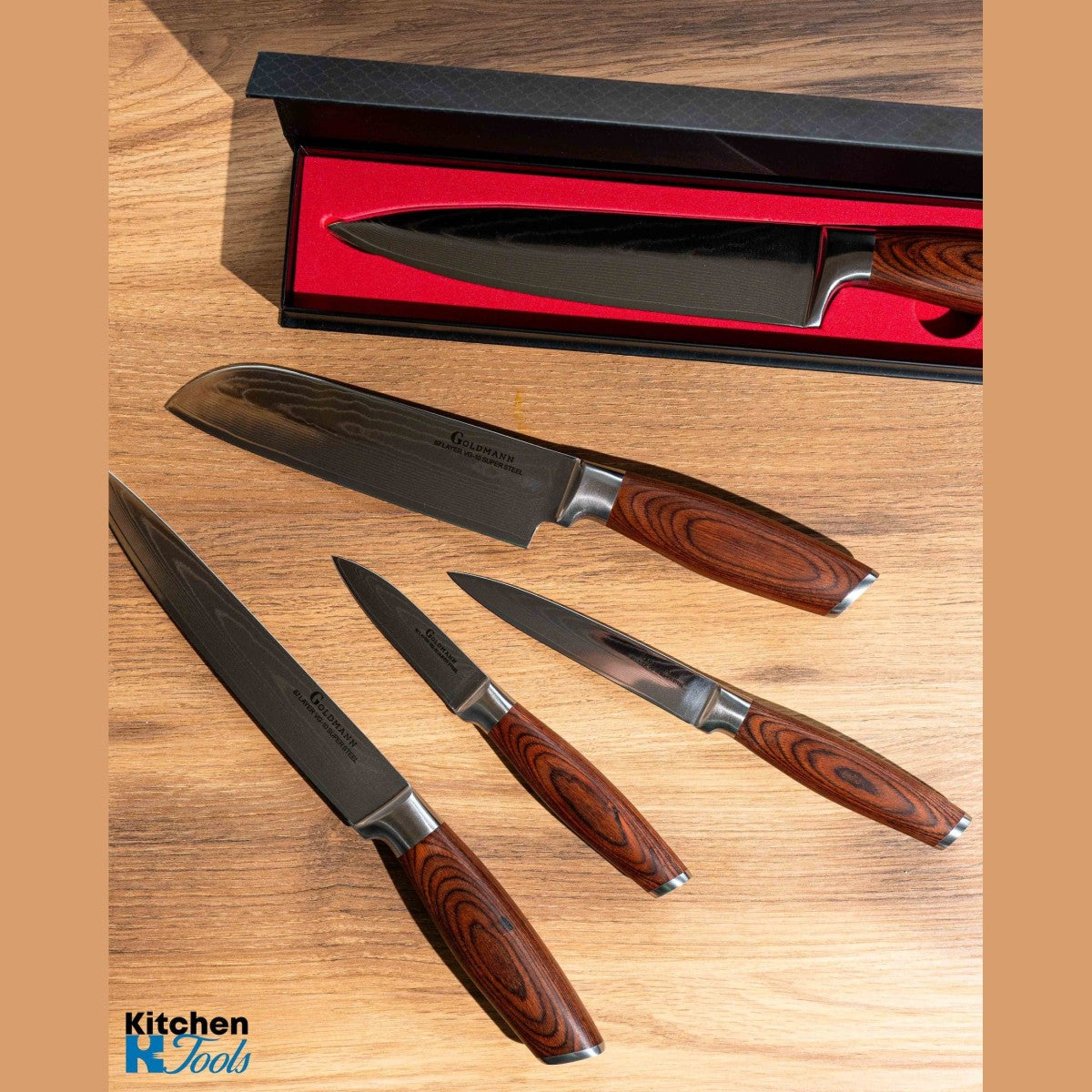Професионален кухненски нож Santoku – дамаска стомана, 17,8 см, дръжка от орехово дърво